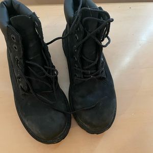 Boys boots